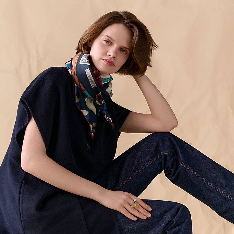 Lenço 90 L'Heure des Gants - Azul | Hermès Brasil